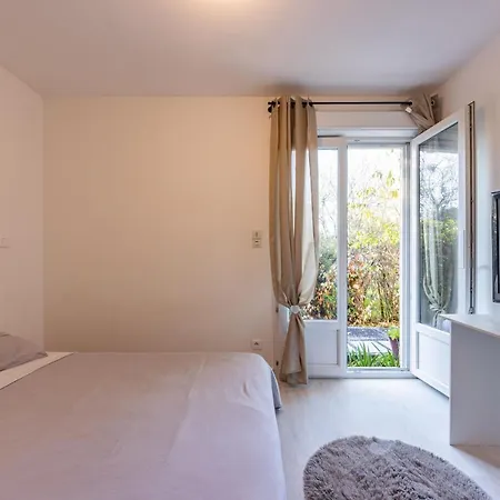 Villa Bsm-colomiers I Maison+studio I Jardin 180m² I Parking Prive I Toulouse A 15 Min